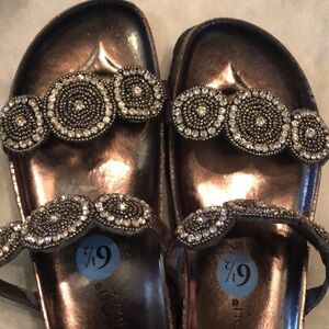 ✨Mila Paoli embellished, molded slip on insole, low wedge sandals made in Italy